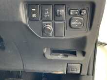 Toyota Prius VVT-h T4 - U7193