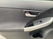 Toyota Prius VVT-h T4 - U7193