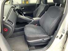 Toyota Prius VVT-h T4 - U7193