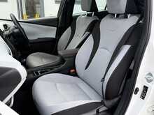 Toyota Prius Vvt-I Business Edition - U7419