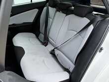 Toyota Prius Vvt-I Business Edition - U7419