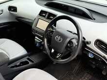 Toyota Prius Vvt-I Business Edition - U7419