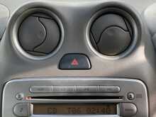 Nissan Micra / March Visia - U7430