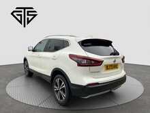 Nissan Qashqai dCi N-Connecta - U7439