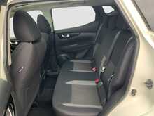 Nissan Qashqai dCi N-Connecta - U7439