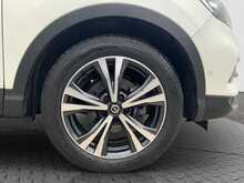 Nissan Qashqai dCi N-Connecta - U7439