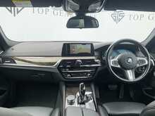 BMW 523D Touring M-Sports - U7515