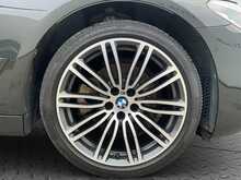 BMW 523D Touring M-Sports - U7515