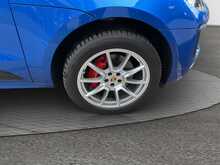 Porsche Macan Turbo Pdk - U7516