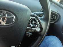 Toyota Prius Vvt-I Business Edition - U7602