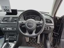 Audi Q3 2.0TFSI Quattro - U7638