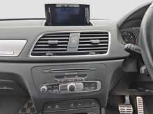 Audi Q3 2.0TFSI Quattro - U7638