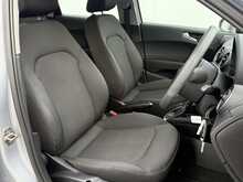 Audi A1 TFSI SE - U7654