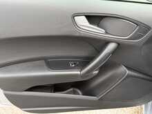 Audi A1 TFSI SE - U7654