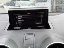 Audi A1 TFSI SE - U7654