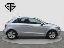 Audi A1 TFSI SE - U7654