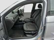 Audi A1 TFSI SE - U7654