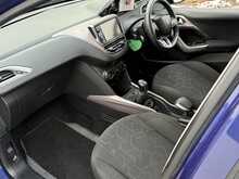 Peugeot 2008 VTi PureTech Active - U7655