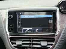 Peugeot 2008 VTi PureTech Active - U7655