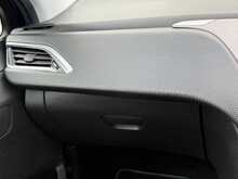 Peugeot 2008 VTi PureTech Active - U7655