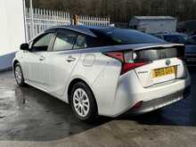 Toyota Prius Vvt-I Business Edition - U7684