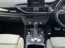 Audi A6 Saloon TDI Black Edition - U7718