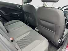 Ford Fiesta Zetec - U7723
