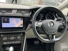 Volkswagen Touran TDI Premium - U7735