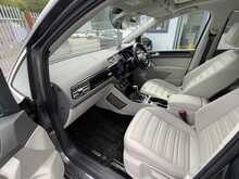 Volkswagen Touran TDI Premium - U7735