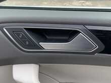 Volkswagen Touran TDI Premium - U7735