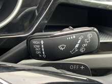 Volkswagen Touran TDI Premium - U7735