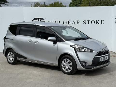 Toyota Sienta Aeras MPV 2.4 Automatic Petrol