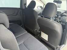 Toyota Sienta X V-Package - U7737