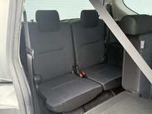 Toyota Sienta X V-Package - U7737