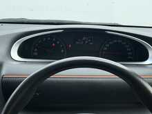 Toyota Sienta X V-Package - U7737