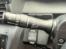 Toyota Sienta X V-Package - U7737