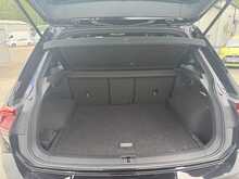 Volkswagen Tiguan TSI R-Line - U7739