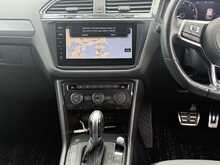 Volkswagen Tiguan TSI R-Line - U7739