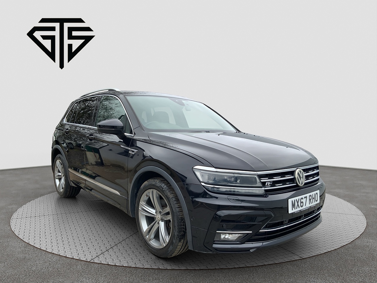 Volkswagen Tiguan TSI R-Line - U7739