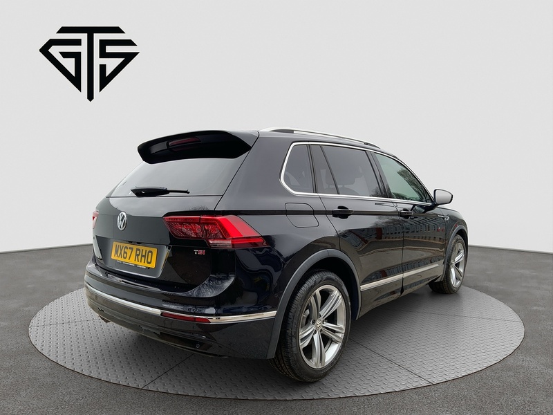 Volkswagen Tiguan TSI R-Line - U7739