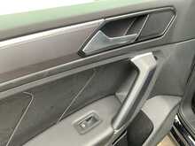 Volkswagen Tiguan TSI R-Line - U7739