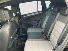 Volkswagen Tiguan TSI R-Line - U7739