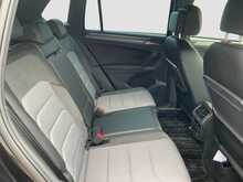 Volkswagen Tiguan TSI R-Line - U7739