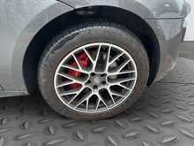 Porsche Macan T V6 Turbo - U7803