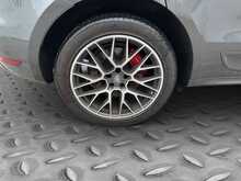 Porsche Macan T V6 Turbo - U7803