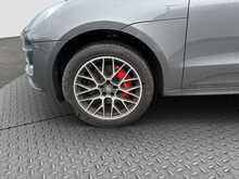 Porsche Macan T V6 Turbo - U7803