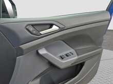 Volkswagen T-Cross TSI - U7820
