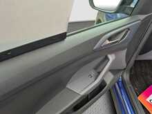 Volkswagen T-Cross TSI - U7820