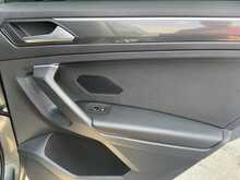 Volkswagen Tiguan TDI SEL - U7827
