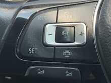 Volkswagen Tiguan TDI SEL - U7827